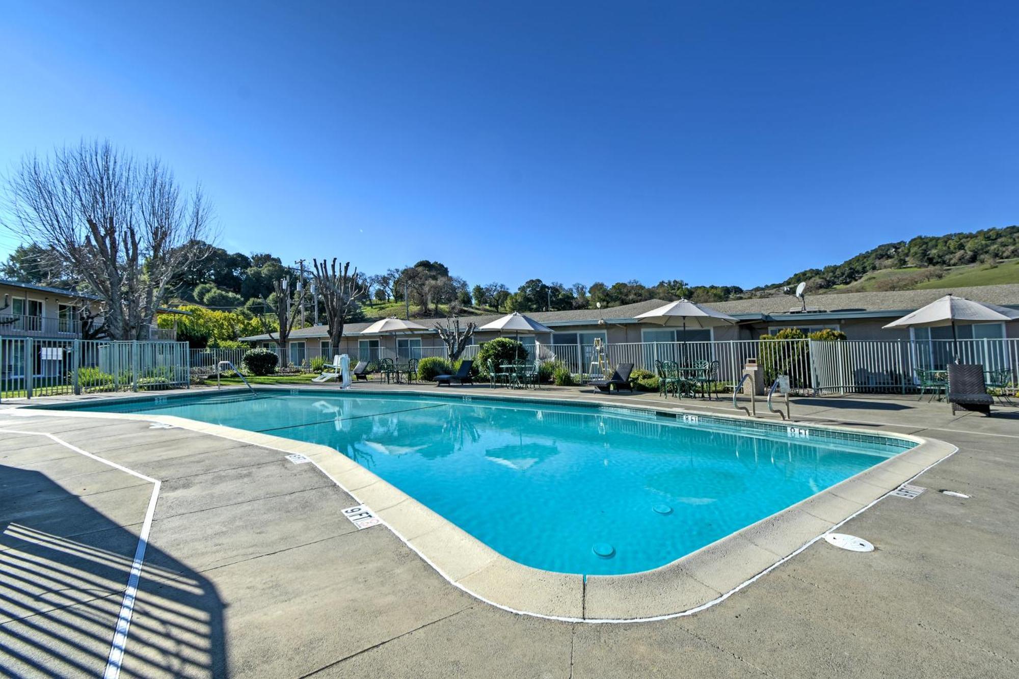 Days Inn By Wyndham Novato/San Francisco Exterior foto